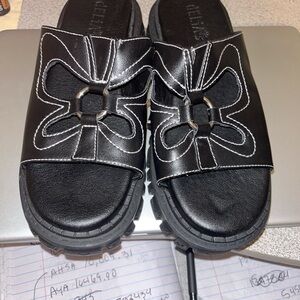 dELiA*s Black feeling good Sandals with White Stitching feeling good plate firm